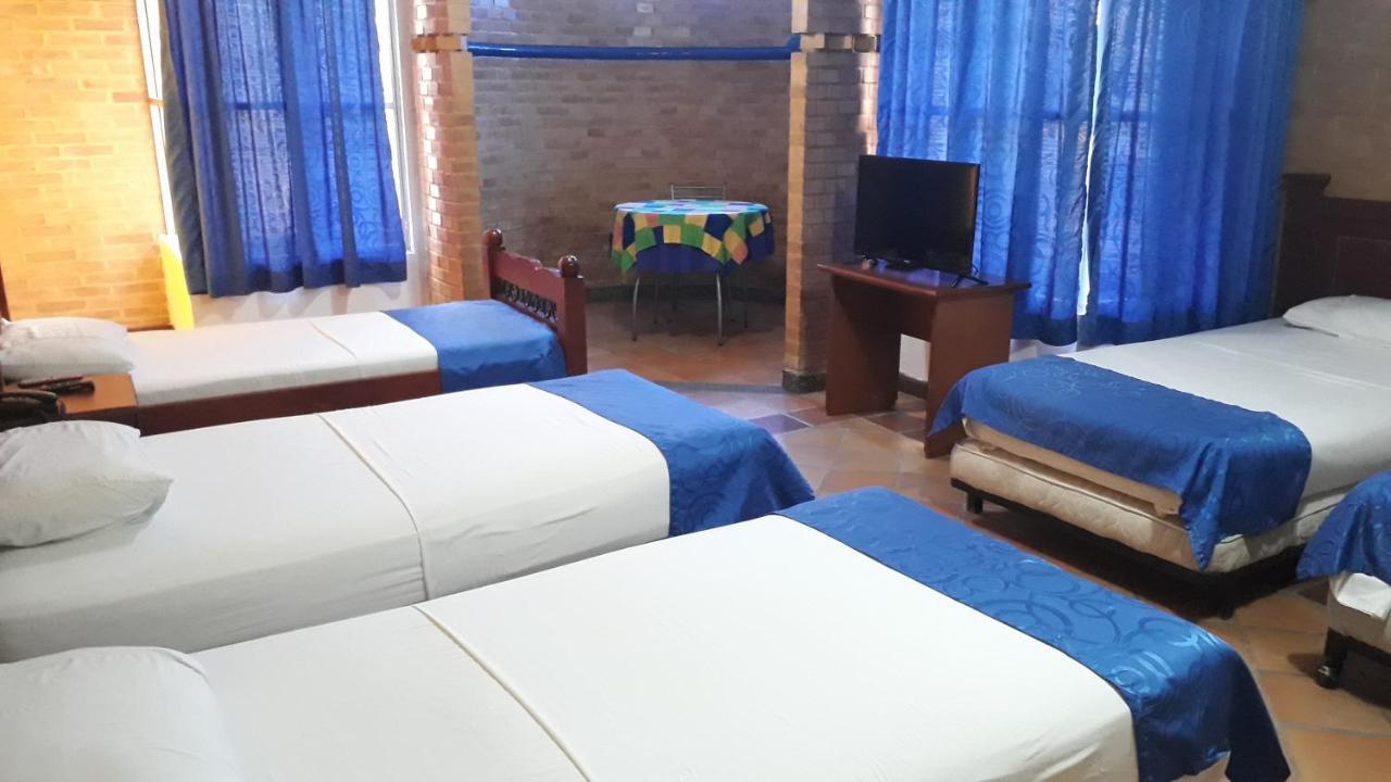 Hotel Castillo Real アルメニア エクステリア 写真